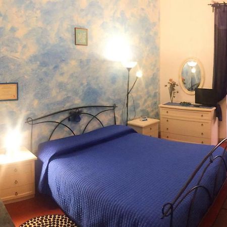 Eco B&B I Due Oleandri Marina Di Carrara Extérieur photo